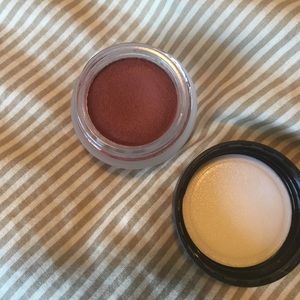 Splurge cream shadow